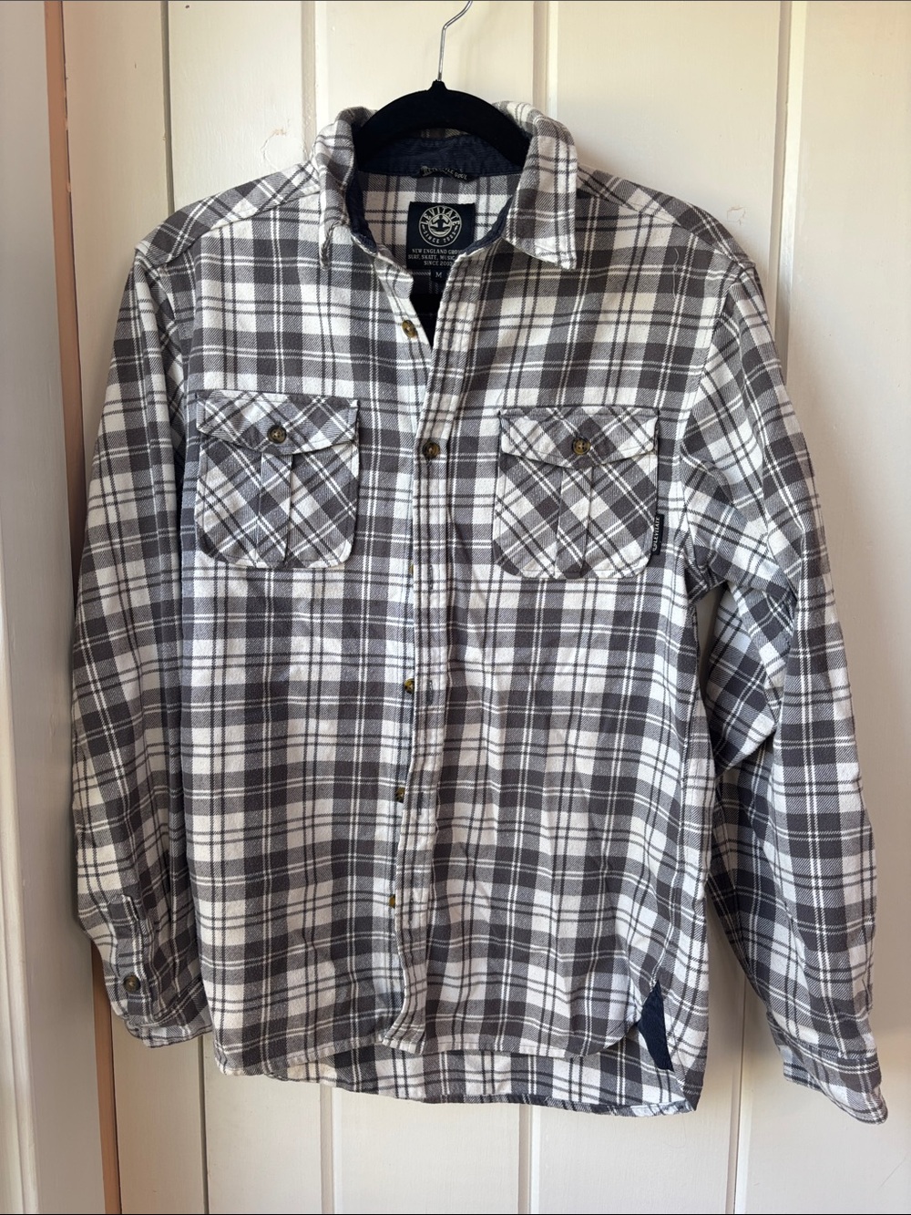 Levitate New England Grown surf skate plaid cotton button up